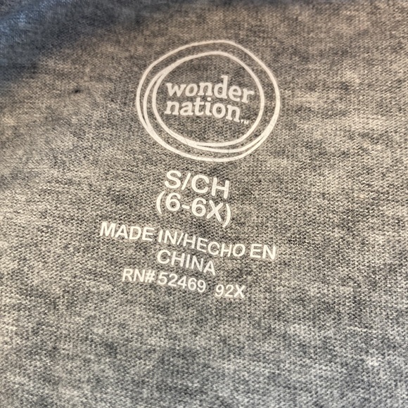 “Up to snow good” long sleeved gray penguin tee shirt. Wonder Nation size 6. - Picture 5 of 5